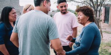 Beto Centeno: «a los vecinos tenemos que escucharlos y darles respuestas, porque hace 8 años que en la Ciudad se los ignora»