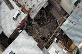 Trágico derrumbe en Floresta: reanudaron las tareas de búsqueda para encontrar a 3 personas desaparecidas