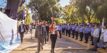 Teresita Madera presidió el acto central por el 431° Aniversario del Departamento Famatina