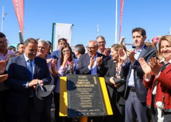 Quintela destacó que la Línea de Alta Tensión y el Gasoducto Productivo posibilitan «mayor desarrollo, mayor crecimiento y mayor producción»