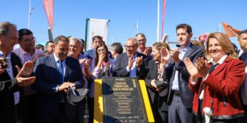 Quintela destacó que la Línea de Alta Tensión y el Gasoducto Productivo posibilitan «mayor desarrollo, mayor crecimiento y mayor producción»