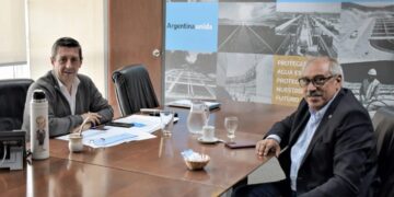 El ministro Adolfo Scaglioni se reunió con el Administrador General de Enohsa para avanzar en la diagramación de obras en la provincia