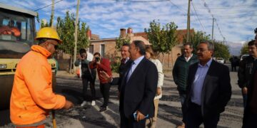 Las gestiones del gobernador Ricardo Quintela permitirán que las y los chileciteños tengan más de 100 cuadras asfaltadas