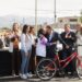 En Chilecito Quintela entregó más de 200 bicicletas a estudiantes, 406 escrituras y 100 decretos de pase a planta permanente