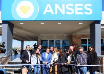 El gobernador inauguró nueva oficina de ANSeS en el Parque de la Familia