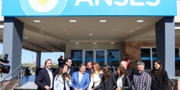 El gobernador inauguró nueva oficina de ANSeS en el Parque de la Familia