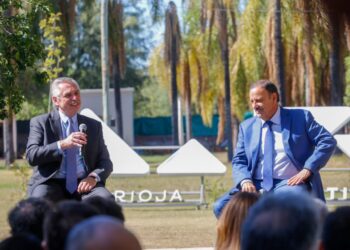 Alberto Fernández felicitó a Ricardo Quintela por el triunfo en La Rioja