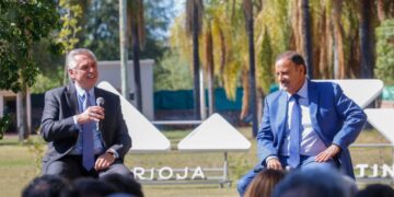 Alberto Fernández felicitó a Ricardo Quintela por el triunfo en La Rioja