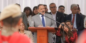 Ricardo Quintela: “Queremos comprometernos que en nuestra próxima gestión, a la culminación del 2027, no quede un solo empleado precarizado en nuestra provincia”