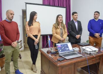 Capacitan a los equipos del Registro Civil en la elaboración de informes de niños y niñas recién nacidas