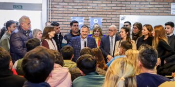 El gobernador Ricardo Quintela visitó la Unlar donde ratificó su compromiso con la educación pública