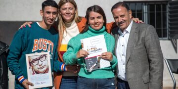 Ricardo Quintela en el barrio “Santa Bárbara”