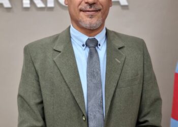 Pedro Goyochea: “Nos hemos congregado para ir aunando criterios e intercambiando experiencias sobre las expectativas que nos va a generar la Convención Constituyente”