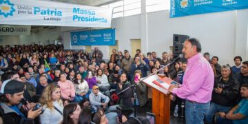 Ricardo Quintela se comprometió en garantizar que la fórmula Massa-Rossi cumpla su compromiso con las riojanas y los riojanos