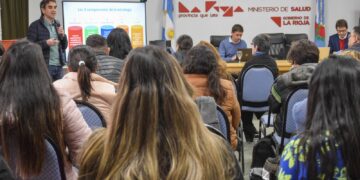 Centros de salud incorporan herramientas digitales para brindar más calidad a sus servicios