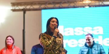 FLORENCIA LOPEZ: «NECESITAMOS CUATRO VOCES EN EL CONGRESO NACIONAL PARA DEFENDER A LA RIOJA Y QUE SIGA EN EL CAMINO DE LA TRANSFORMACIÓN»