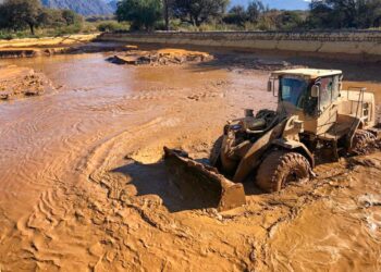 El gobierno provincial trabaja para asegurar el abastecimiento de agua en el verano a 900 regantes y productores de Famatina