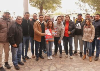 Entregan ayuda para el Torneo de la Liga del Oeste de Fútbol