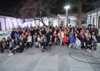 Encuentro con estudiantes universitarios