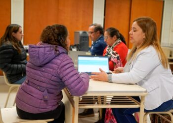 Educación realiza registro del Programa Progresar en los Colegios