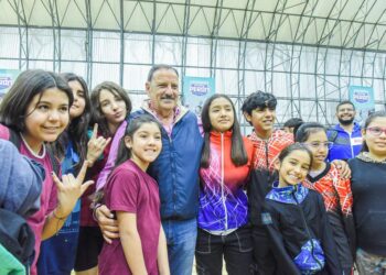 Quintela inauguró el gimnasio cubierto en el Polideportivo de Vargas