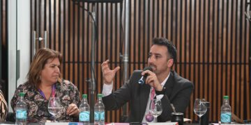 Director de Radio y Televisión Riojana en Plenario del Consejo Federal de la Televisión PúblicaGuillermo Megías: “Las televisoras públicas tienen el gran desafío de afrontar la transición digital para seguir garantizando el acceso a contenidos audiovisuales”