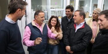El gobernador Ricardo Quintela recorrió la Empresa AIMURAI en Chilecito y anunció un nuevo proyecto de Ley de Promoción Industrial para el interior