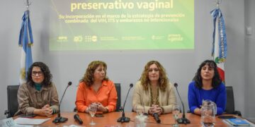 Con la presencia de capacitadoras nacionales, se desarrolló este martes un taller sobre preservativo vaginal