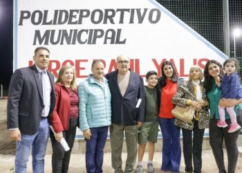 Inauguración de Polideportivo en Tello