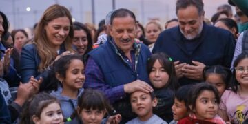 Inauguración nueva plaza para las familias del barrio 129 viviendas