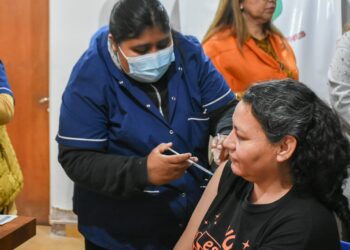 Salud y Trabajo concretaron operativo de vacunación en cooperativas, gremios y sindicatos