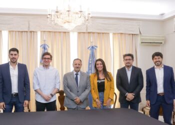 El gobierno provincial apoya a deliveries con formación y créditos