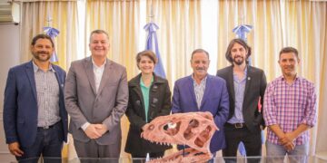 El Gobernador recibió a científicos del CRILAR