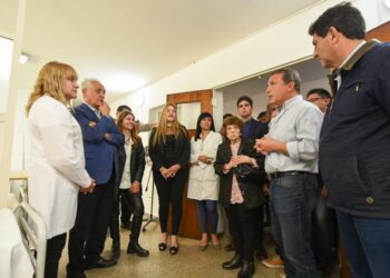 Celebran el 30 aniversario del servicio de pediatría del Hospital Herrera Motta