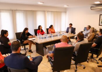 Como lo anunció el gobernador Ricardo Quintela, se acordó con comerciantes precios justos para las y los riojanos