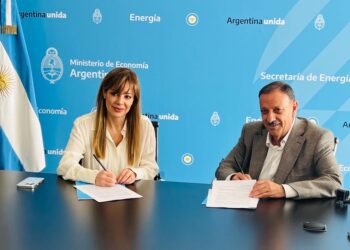 Es por acá El gobernador Quintela acordó una ampliación del financiamiento para la obra del Gasoducto Productivo Patquía-Chilecito