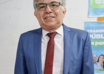 Es por acá Rodolfo Flores: “Massa puede sacar el país adelante sin quitar los derechos que nuestra gente tiene”