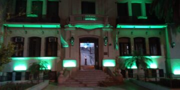Iluminan la Casa de Gobierno por el Día Internacional de la Neuromielitis Óptica