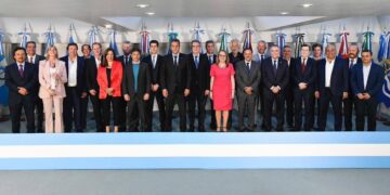 En reunión con gobernadores