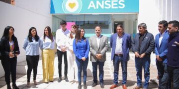 El gobernador Ricardo Quintela se comprometió con la llegada de más beneficios de la ANSeS a Villa Unión