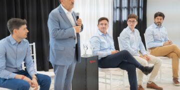 Quintela en reunión con empresarios