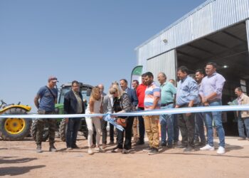 Ricardo Quintela en la inauguración del nuevo galpón de Empaque de la cooperativa COFRULAR: “Esto es el accionar de un Estado que tiende a impulsar, estimular y fortalecer el sistema productivo”