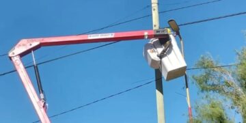 Agua y EnergíaINTENSO OPERATIVO PARA ILUMINAR LAS ARTERIAS PRINCIPALES EN EL VALLE DEL BERMEJO.