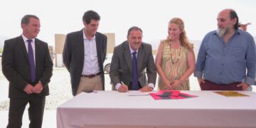 Quintela firmó un acuerdo con la Nación para la financiación de tres proyectos que van a producir bioinsumos agropecuarios