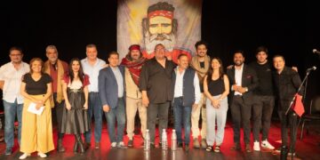 En la reapertura del Teatro Víctor María Cáceres