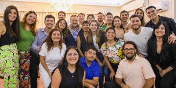 Quintela se reunió con jóvenes participantes del trayecto formativo del CFI