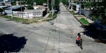 LA POLICIA DETUVO A LAS TRES PERSONAS QUE SE FUGARON DE LA ALCAIDÍA AYER.