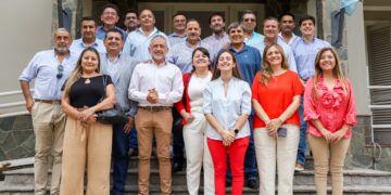 Intendentes acompañan el desarrollo de una cuasi moneda en la provincia