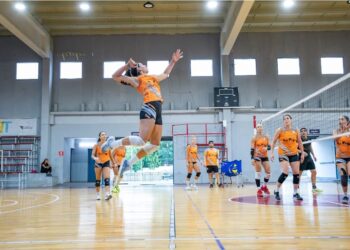 Liga Argentina Femenina de Vóley: Las Naranjitas listas para la batalla en el Polideportivo Evita