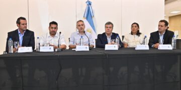 El Gobierno nacional eliminó las transferencias a la provincia de los recursos para los programas de alimentación social en barrios populares, escolar y de celiaquía